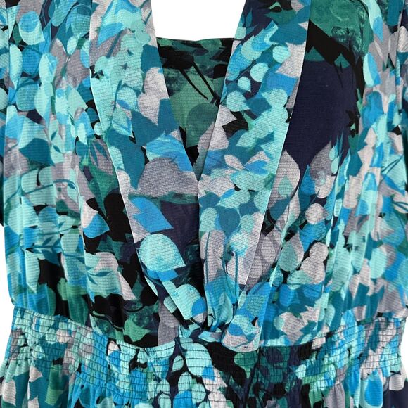 Croft & Barrow Blue Abstract Floral Top Short Sleeve Blouse Size 1X - Picture 2 of 9